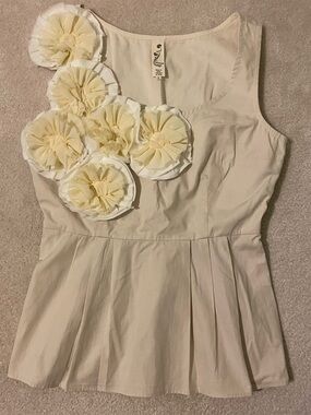 Anthropologie Floreat 3D floral sleeveless blouse size 0 EUC